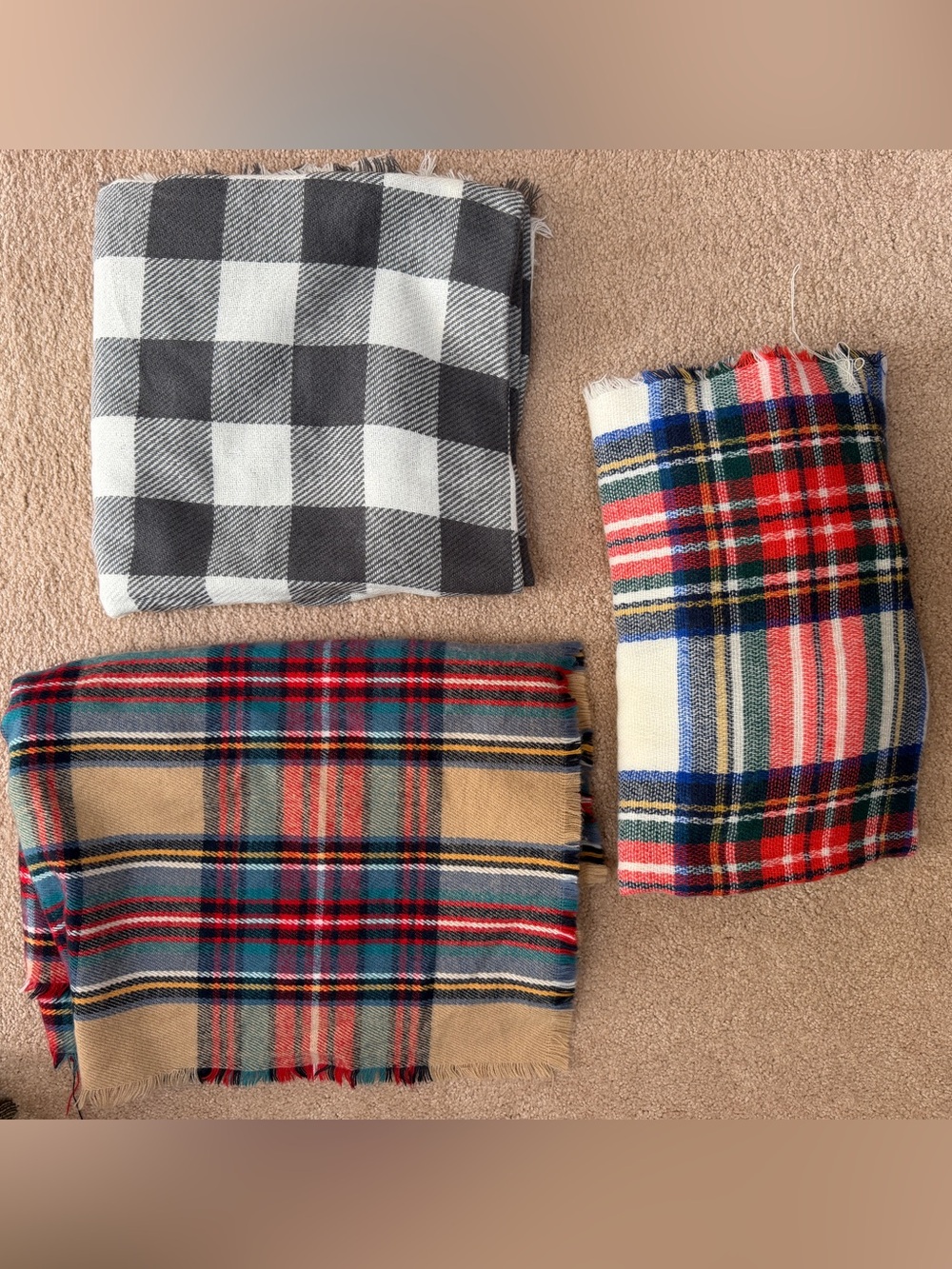 🩷 Set of Plaid & Buffalo Check Scarves - Black, Red, Tan, Multicolor. Lot of 3.
